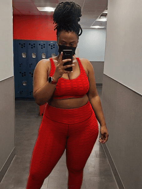 Cross Back Performance Bra Top - Cherry Pie Links Pattern