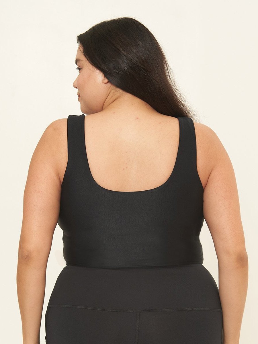 Fitted Tank w/ Built-In Bra - Black Rib Texture
