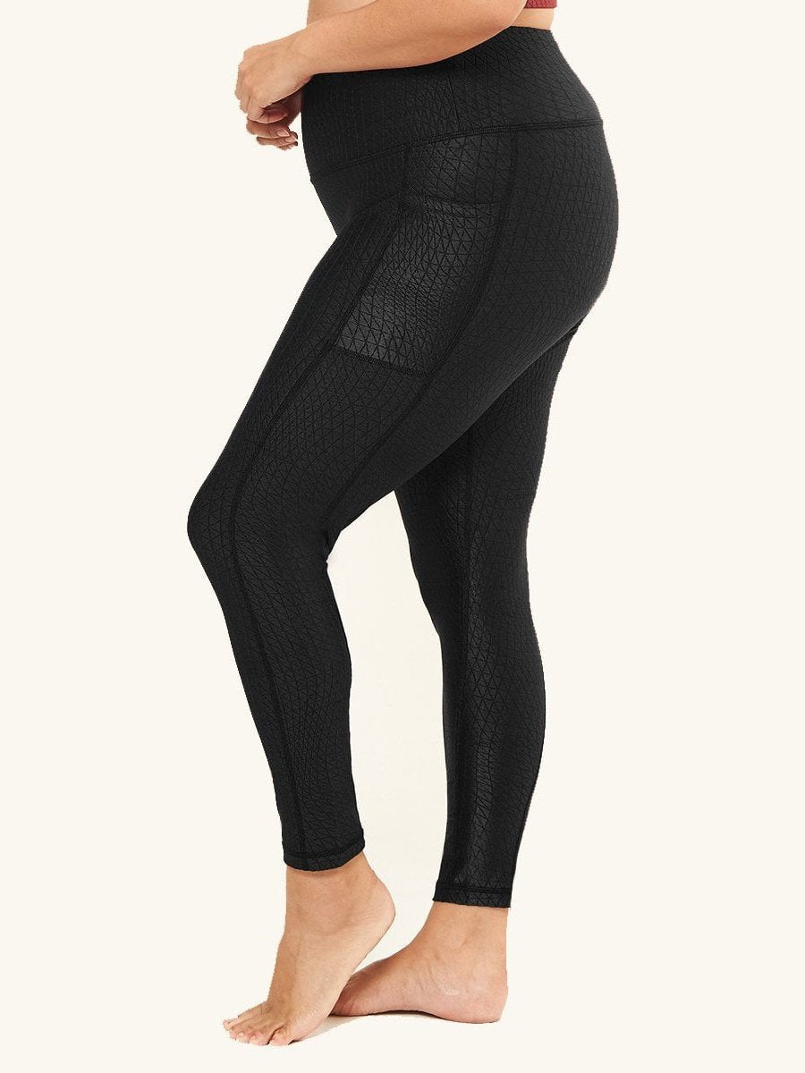Hi-Rise Square Pocket Leggings - Black Cube