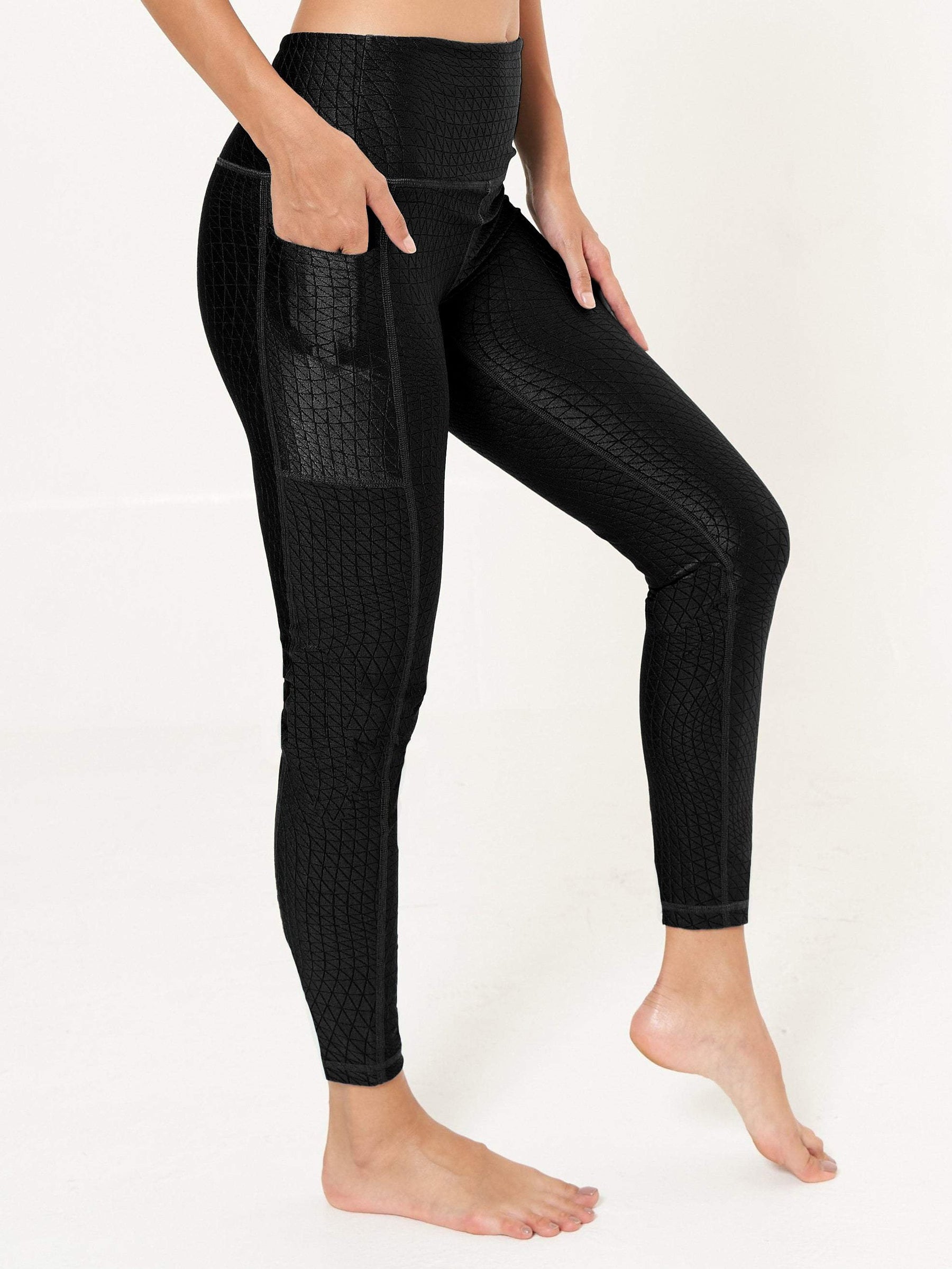 Hi-Rise Square Pocket Leggings - Black Cube