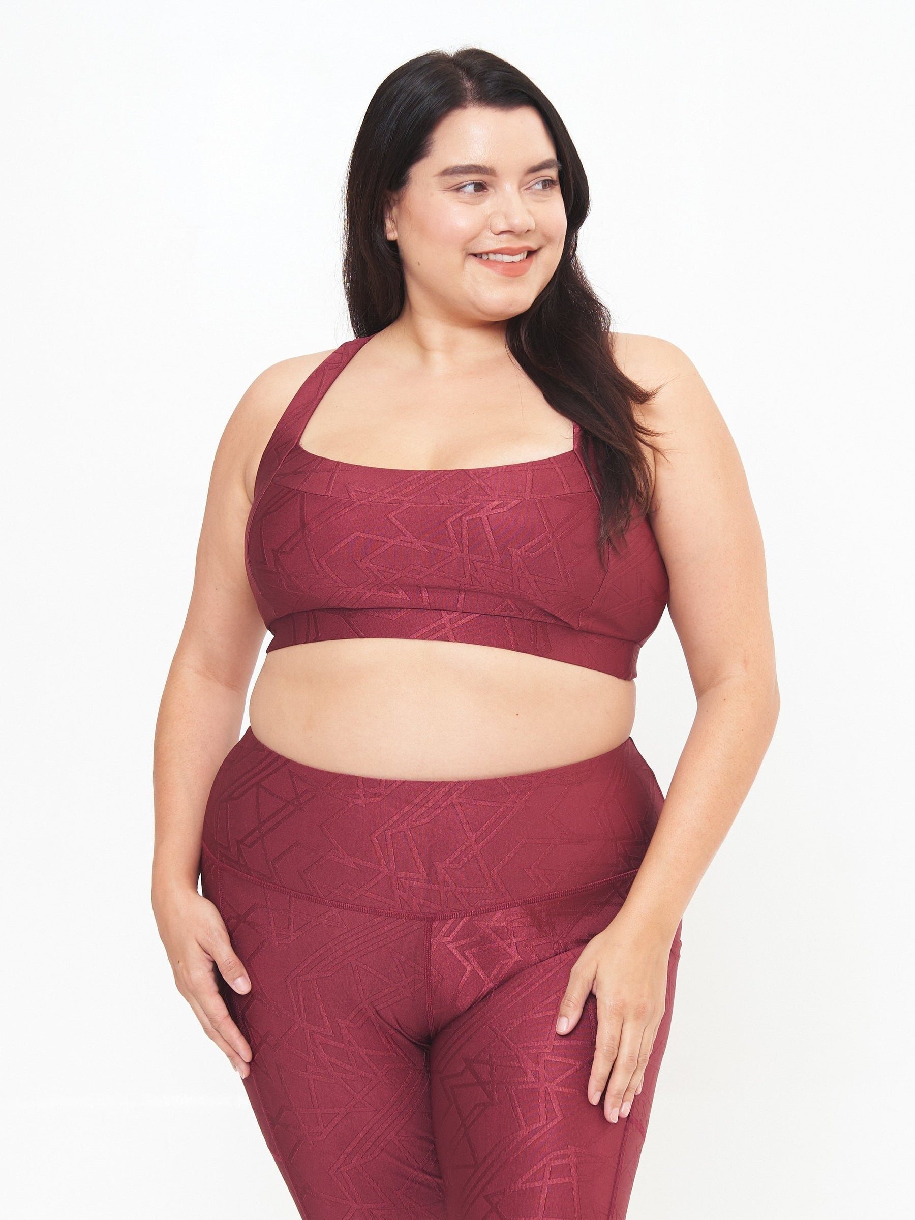 Square Neck Performance Bra - Pomegranate Linear Pattern