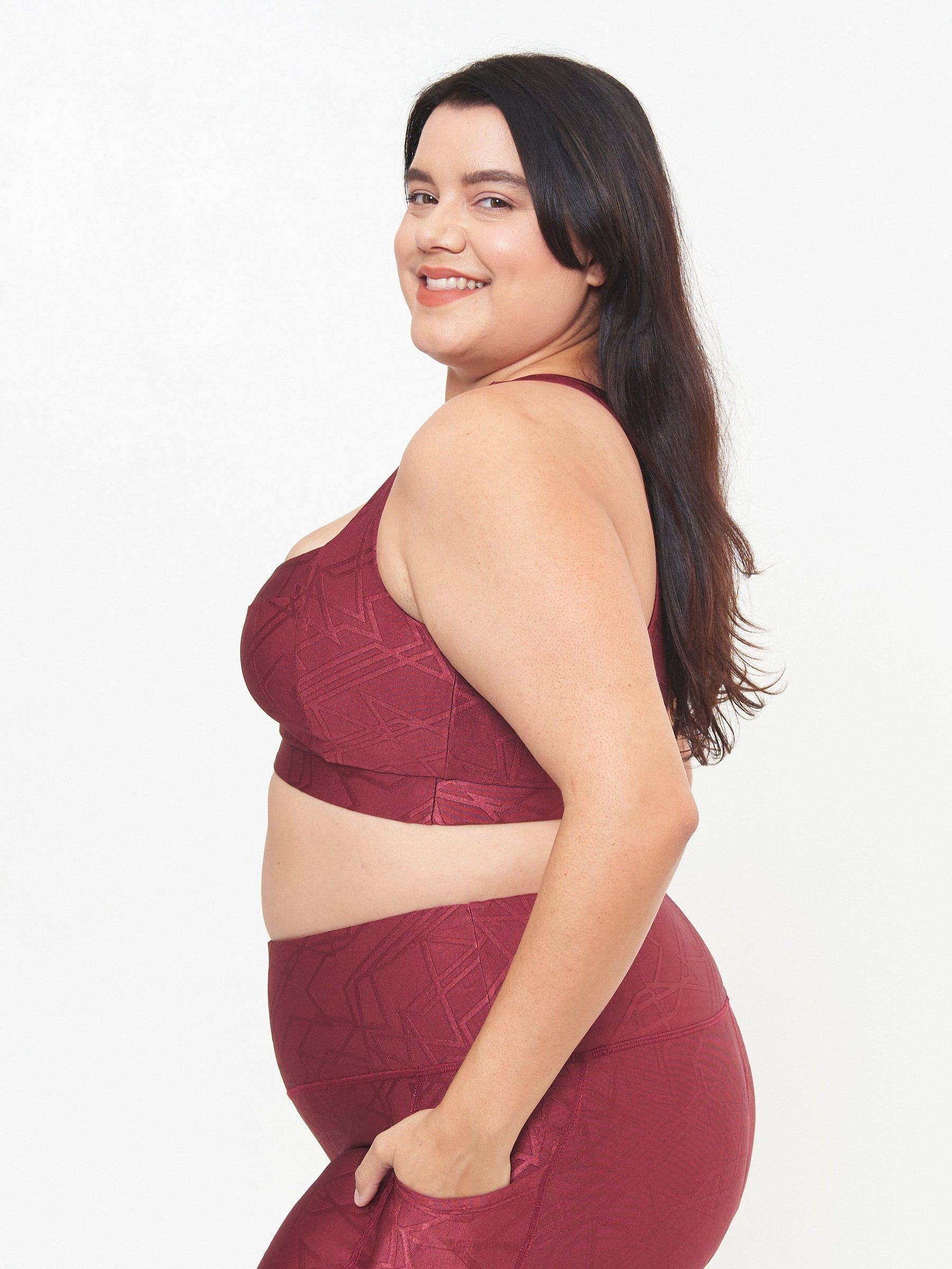 Square Neck Performance Bra - Pomegranate Linear Pattern