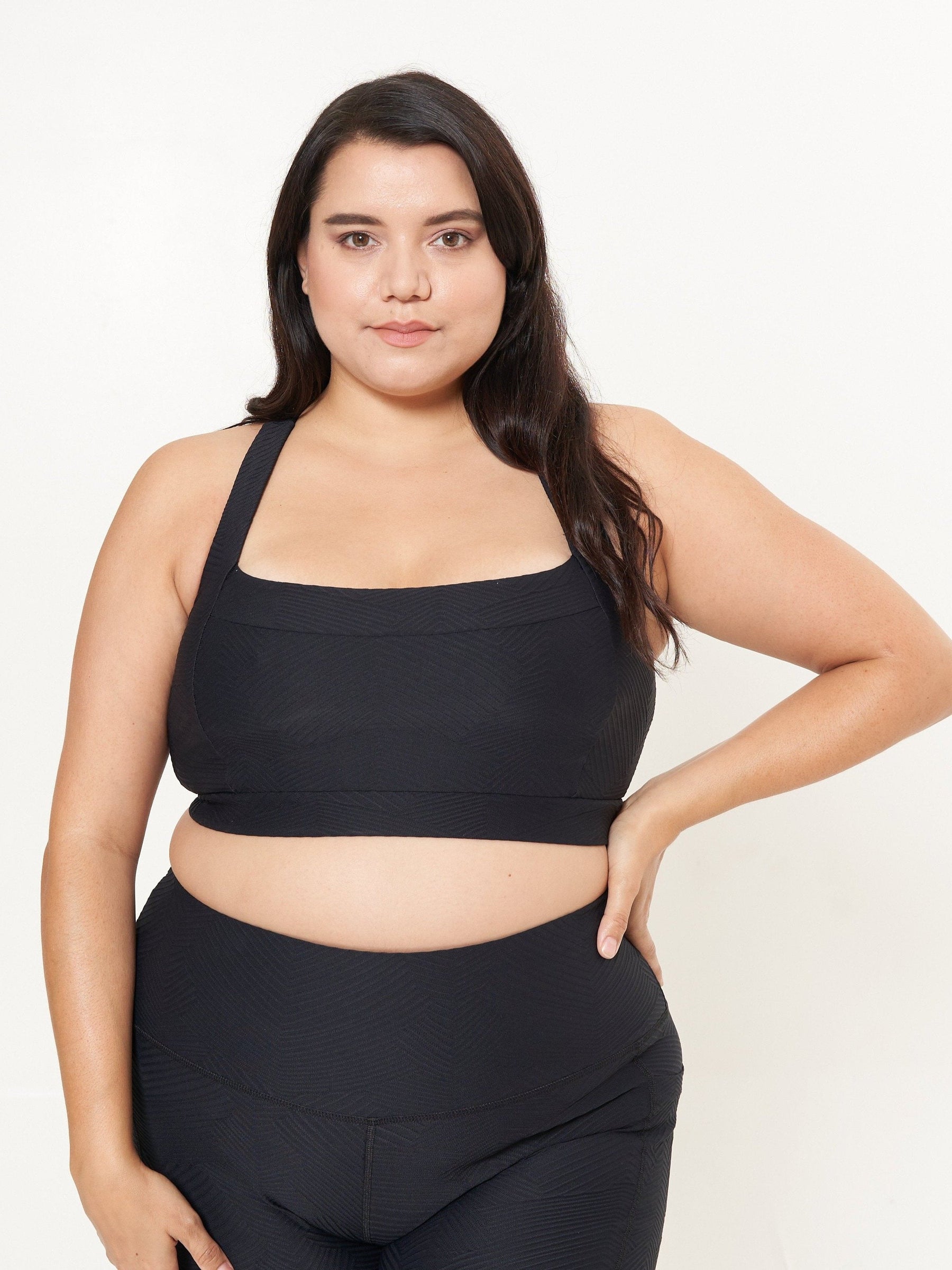 Square Neck Performance Bra Top - Black Ridges Pattern