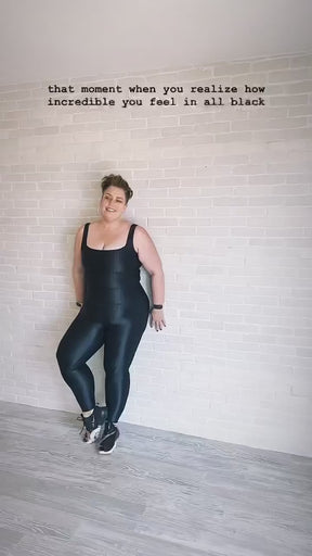 Hi-Rise Square Pocket Leggings - Black Zap