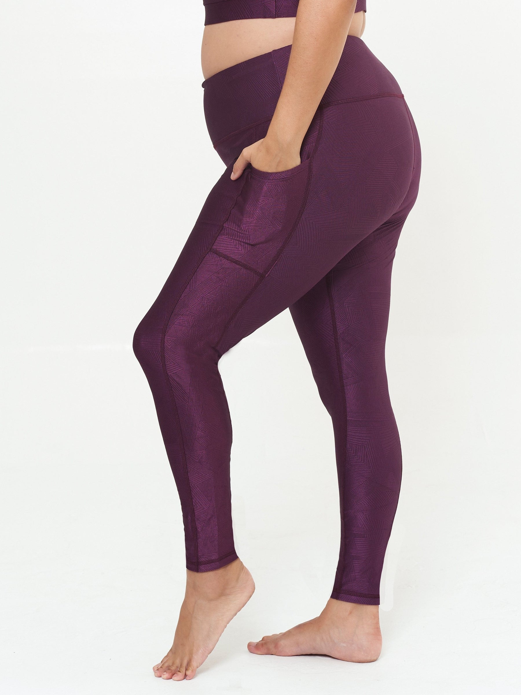 Hi-Rise Square Pocket Leggings - Sangria Geo Pattern